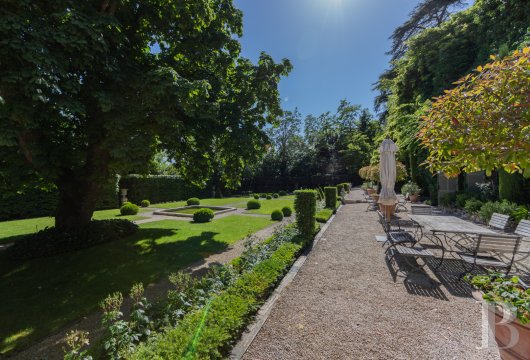 The outbuildings of an 18th-century manor house and its certified «remarkable» garden on the banks of the Loire to the east of Tours - photo  n°11